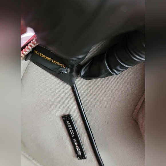 Rebecca Minkoff Heart Crossbody In Red Leather - Picture 9 of 16